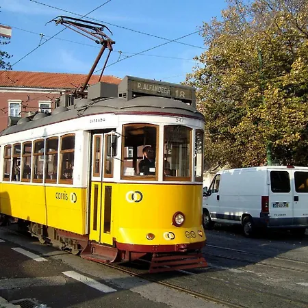 Belem Cozy Bedroom *