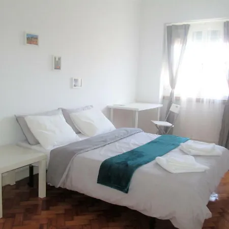 Belem Cozy Bedroom