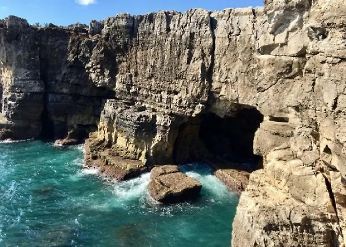 Belem Cozy Bedroom Homestay *