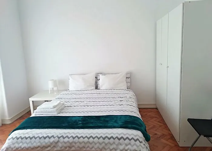 Belem Cozy Bedroom Lisbon