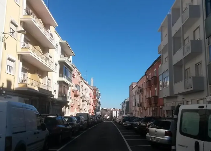 Belem Cozy Bedroom *